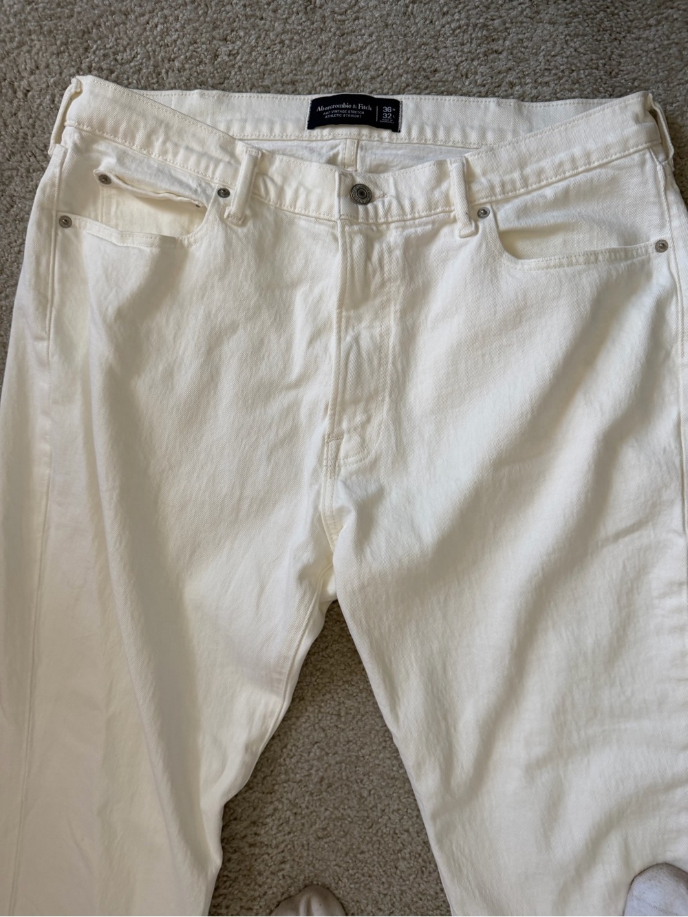 Abercrombie & Fitch Men's Off-White Straight Jeans